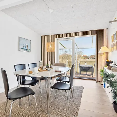 Thorlaf - 200m From The Sea By Interhome *