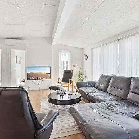 Сasa de vacaciones Thorlaf - 200m From The Sea By Interhome Hejls